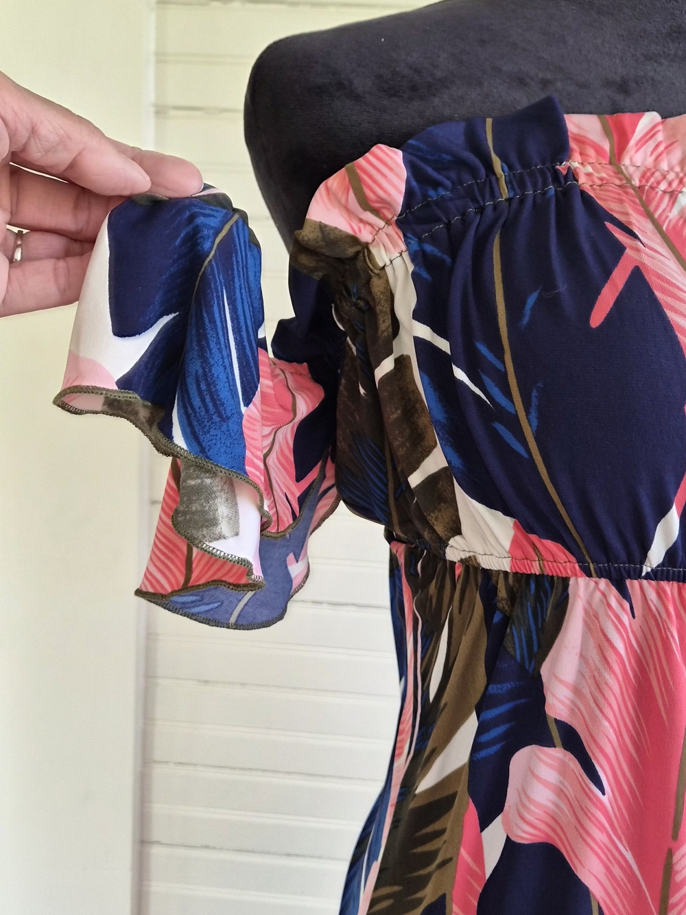 VENUS Off the ShoulderTropical Print Maxi Dress in Pink & Navy w/Front Slit - Picture 4 of 7